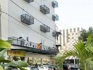 Alpha Inn Medan Exterior foto