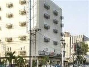 Alpha Inn Medan Exterior foto